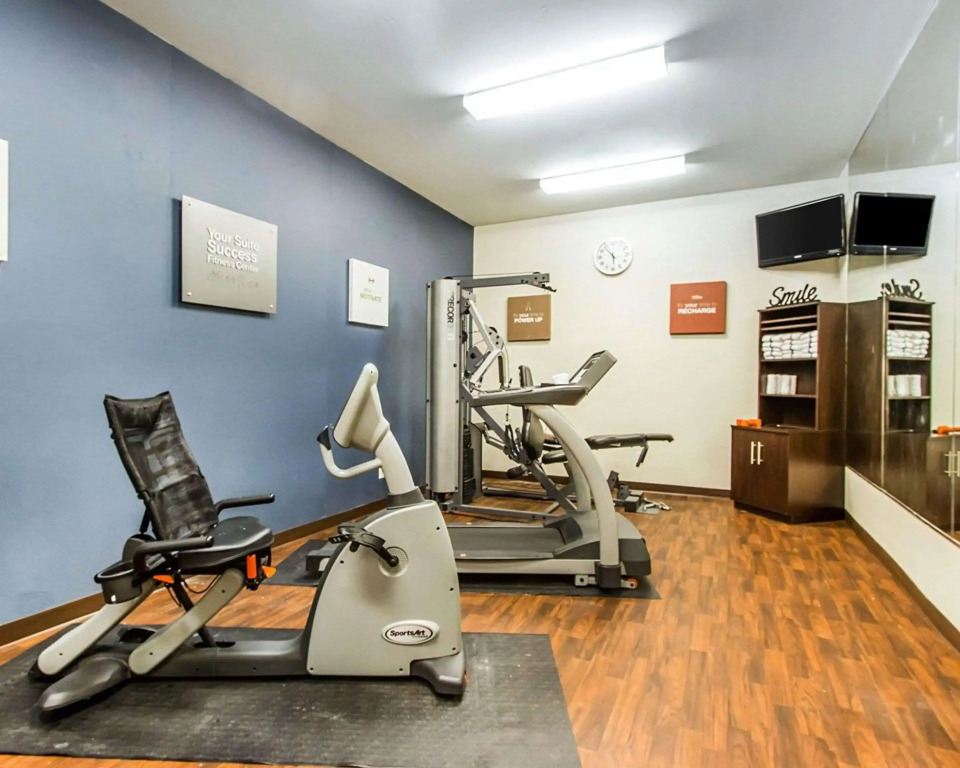 Comfort Suites University