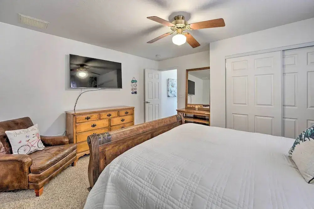 Lake Havasu City Home: Hot Tub & Swim Spa!