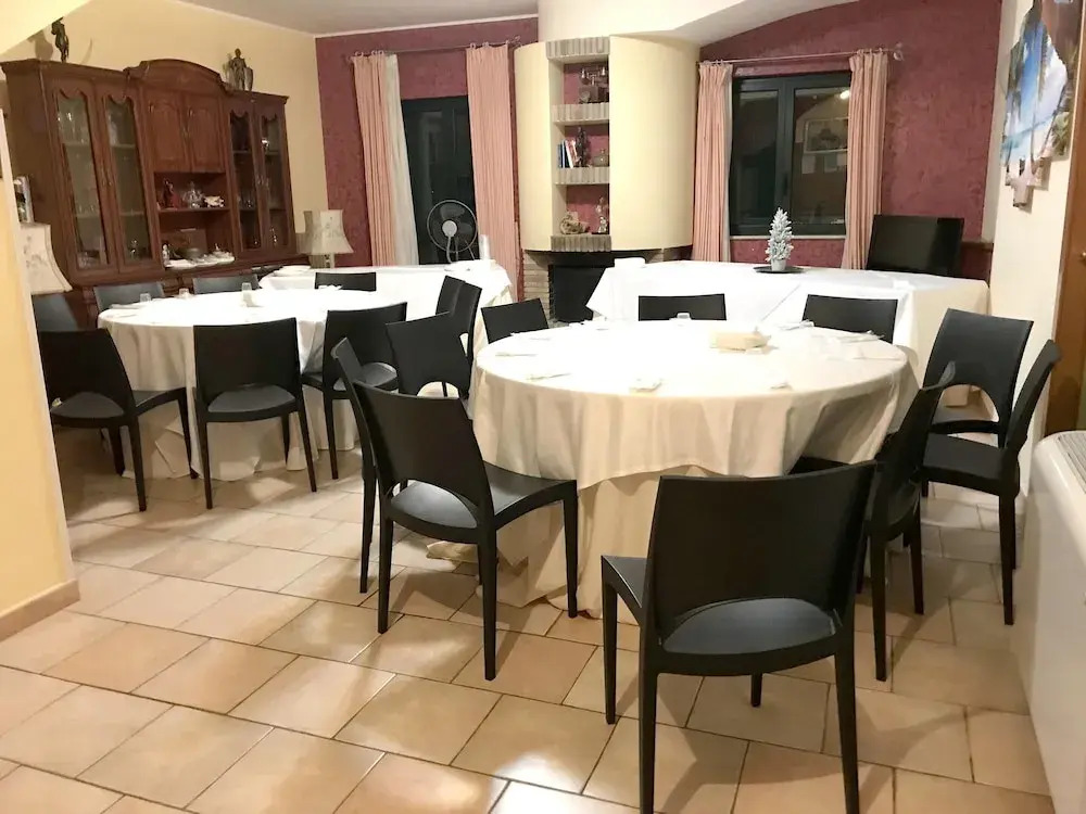 Villa With 6 Bedrooms in Enna, With Wonderful Lake View, Private Pool, Enclosed Garden - 78 km From the Beach