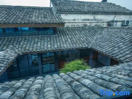 Lanwu X-Space Guesthouse (Huangshan Xixinan Ancient Village Branch)