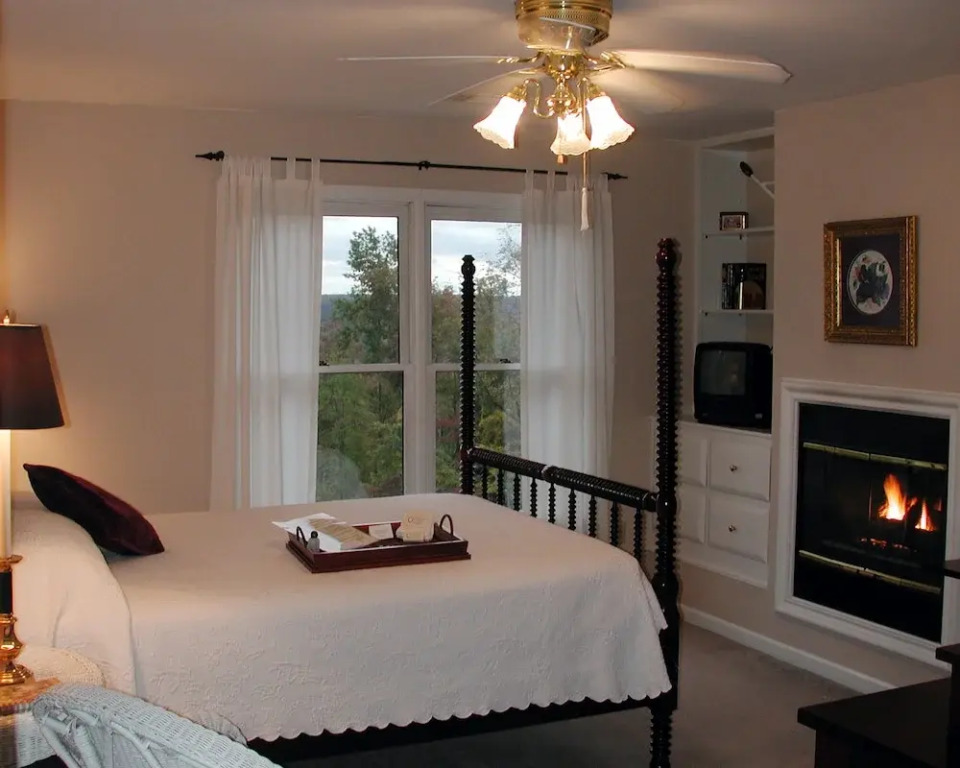The Garden Inn Bed & Breakfast at Bee Rock