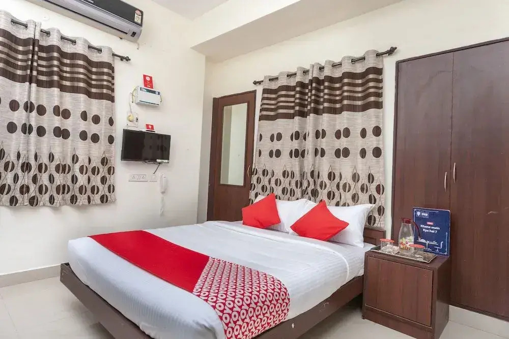 OYO 22019 Skye Service Apartments
