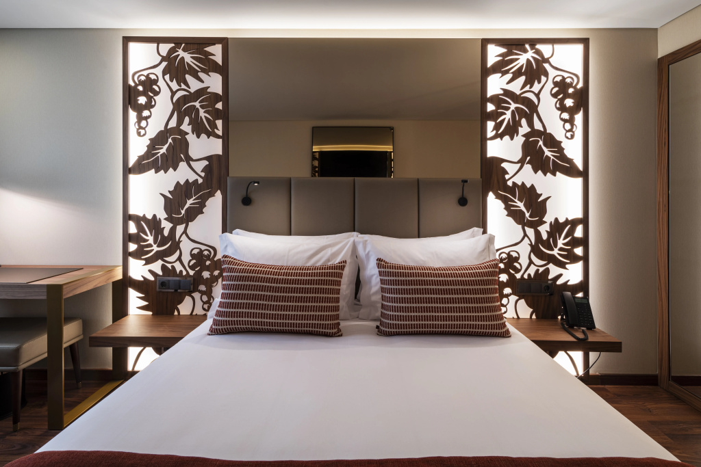TURIM Oporto Hotel