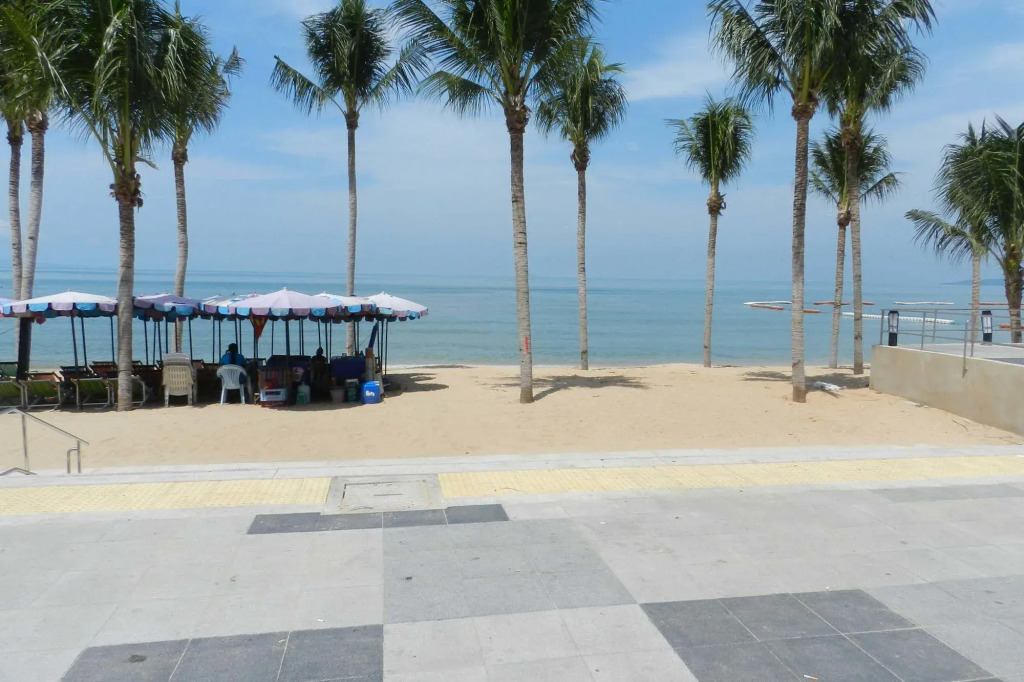 Apartments Alex Group NEOcondo Pattaya