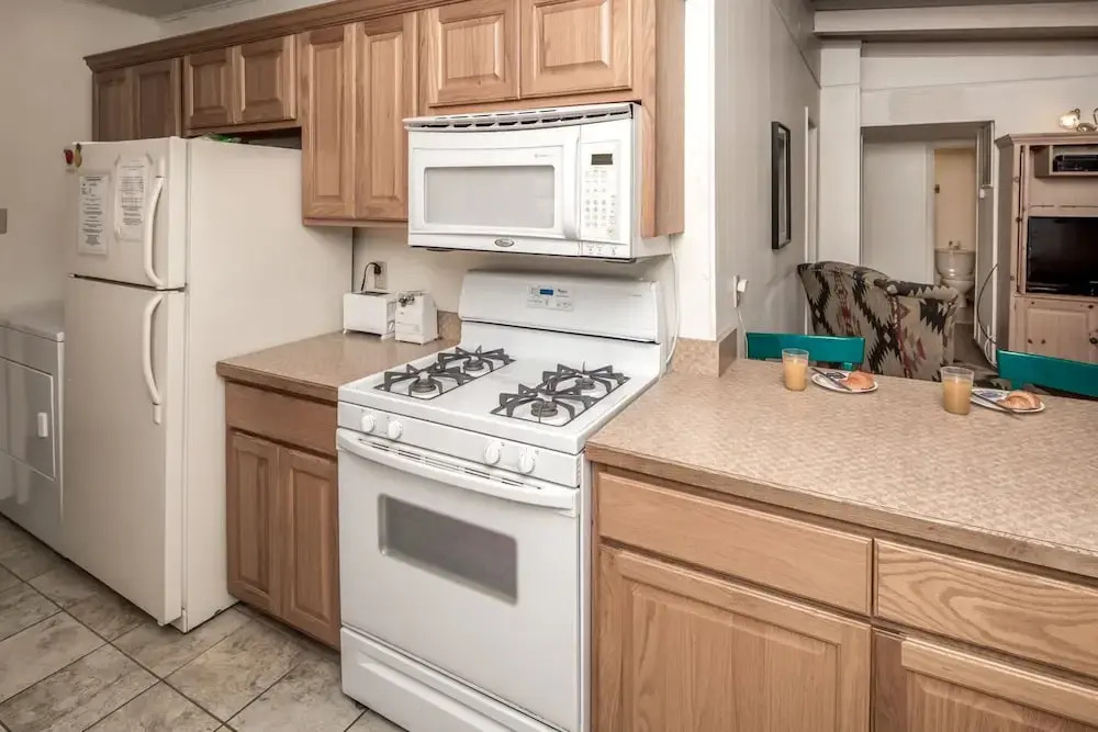101 Sierra Mountain Cabin - Three Bedroom Cabin