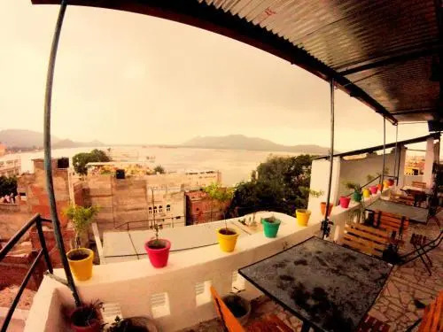 The Hostel Crawl