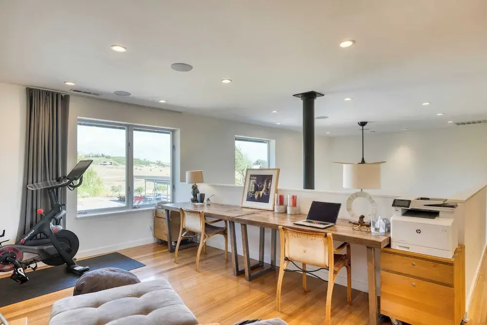Coplan Vineyards by Avantstay 10-acre Estate w/ Pool, Spa, Bocce & Designer Interiors