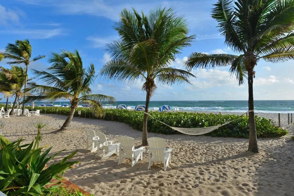 Best Western Beachcomber Hotel
