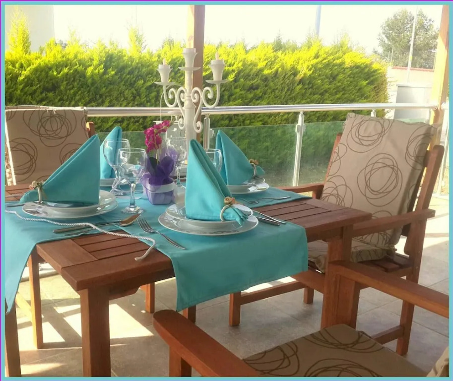 Family Friend Villa Pool 3b 1 Alacati Cesme