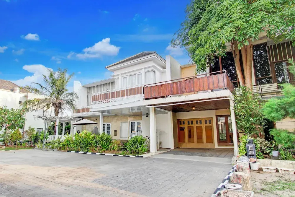 Hotel O Bestmela Homestay Syariah