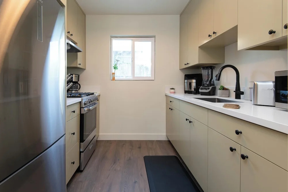 Stunning Studio Near DTLA