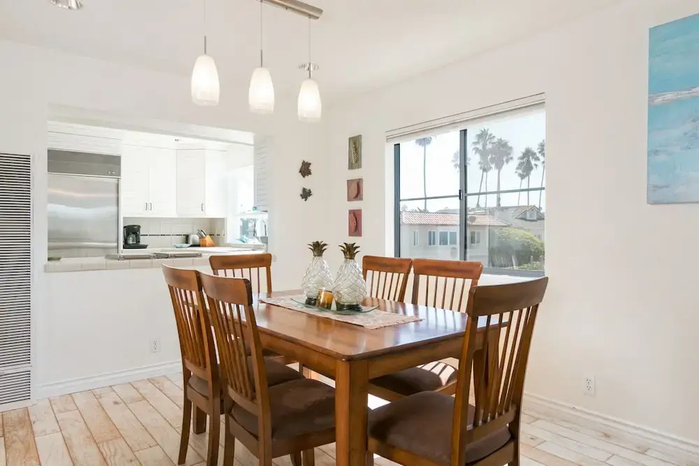 2925 Pierpont Blvd Home