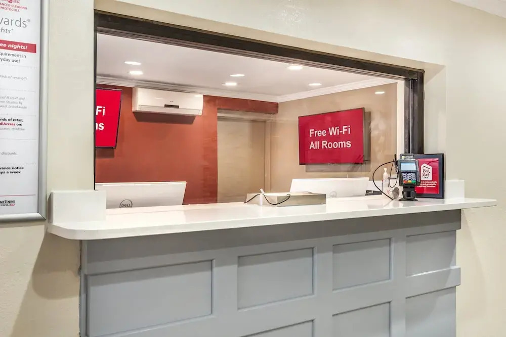Red Roof Inn Raleigh Northeast - Downtown