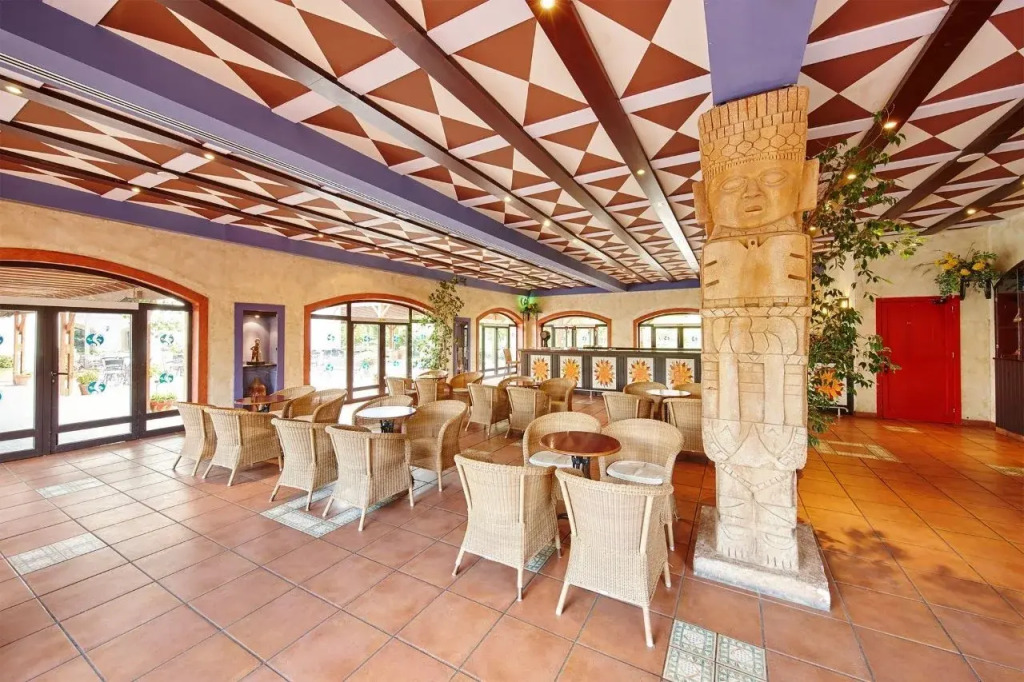 PortAventura Hotel El Paso - Includes unlimited access to PortAventura Park & 1 access to Ferrari Land