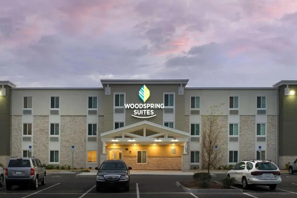 Extended Stay America Select Suites - Orlando - Airport