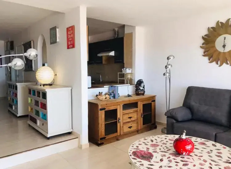 Lovely Duplex - Two Bedroom Community pool - Near beach