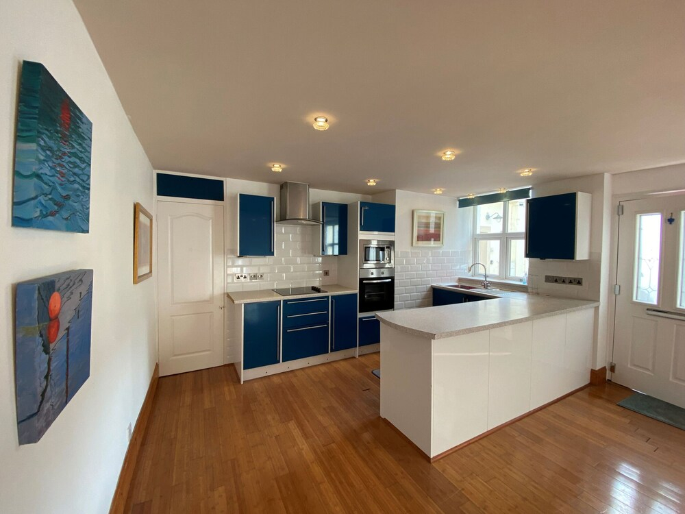 Lower Stable - The Stables Apartments at Meadfoot Bay