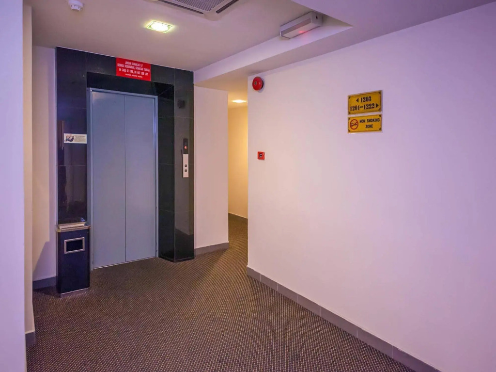 OYO Rooms Bundusan Commercial Centre