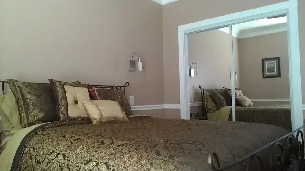 Waterfront NOLA Villa: 23 Mi to French Quarter