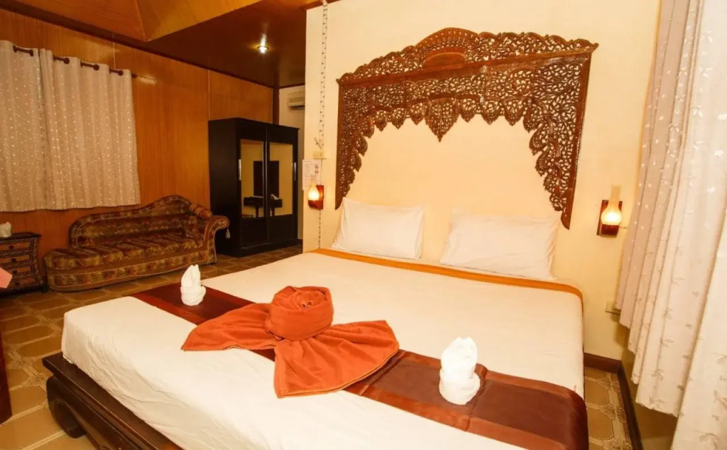 Noble Night Guesthouse
