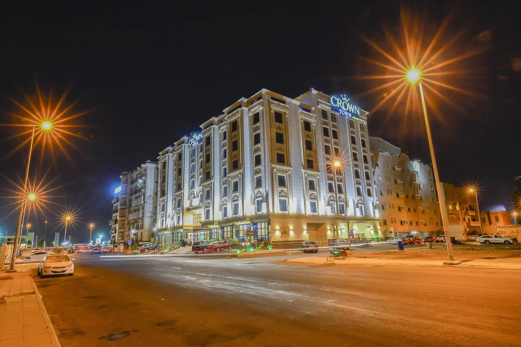 Crown Town Hotel
