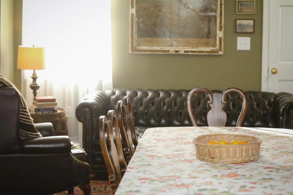 Light Horse Inn