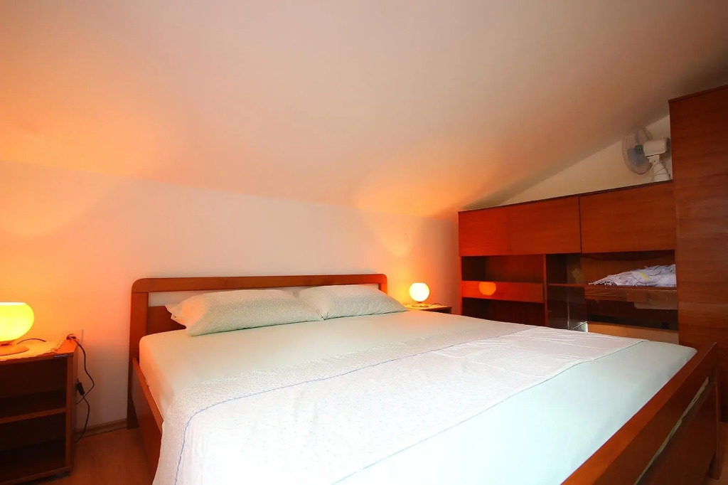 Ornelia - 70 m from beach - A1 veliki(4+2)