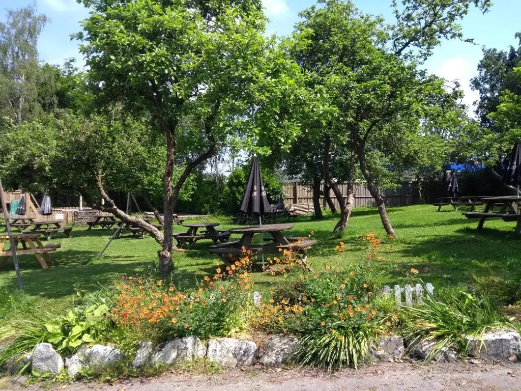 Llanerch Inn