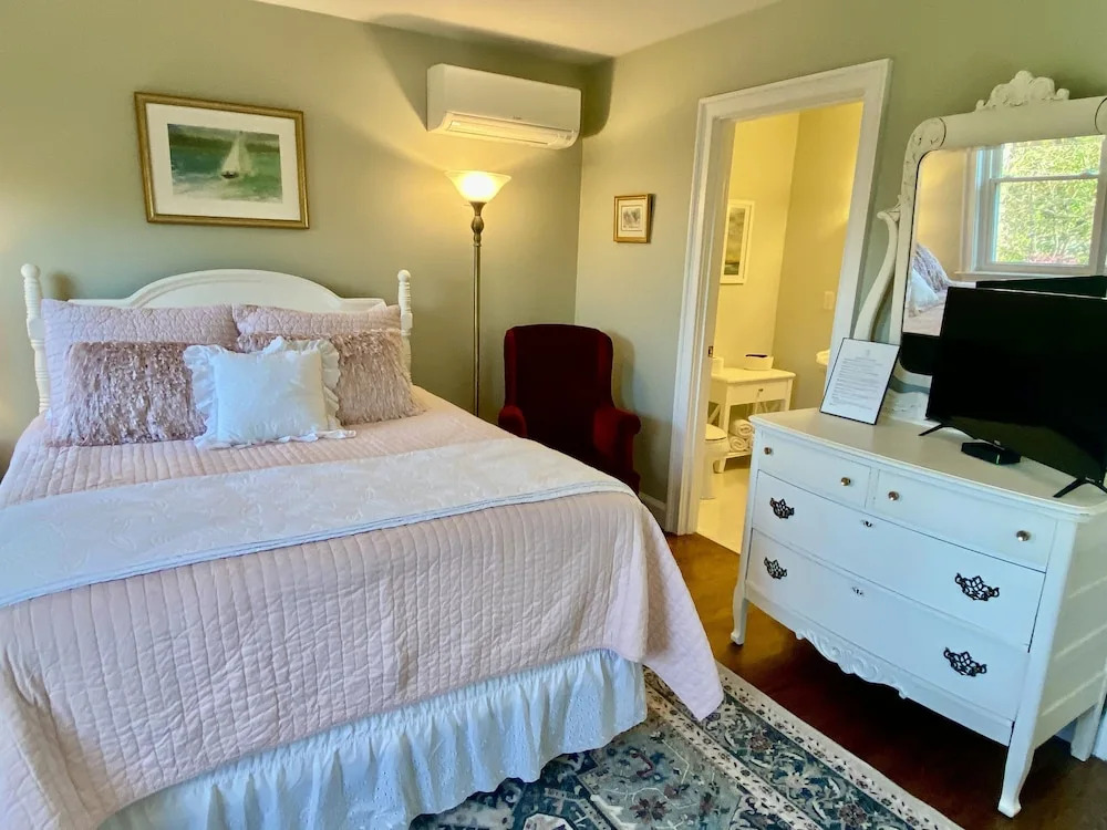 3 Waves Bed & Breakfast