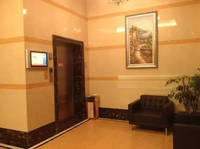 Bai Rong Business Hotel
