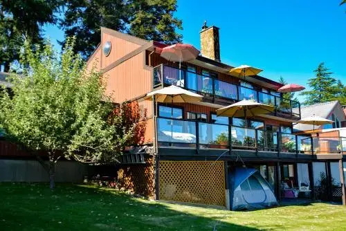 Stephenson Point Seaside B&B