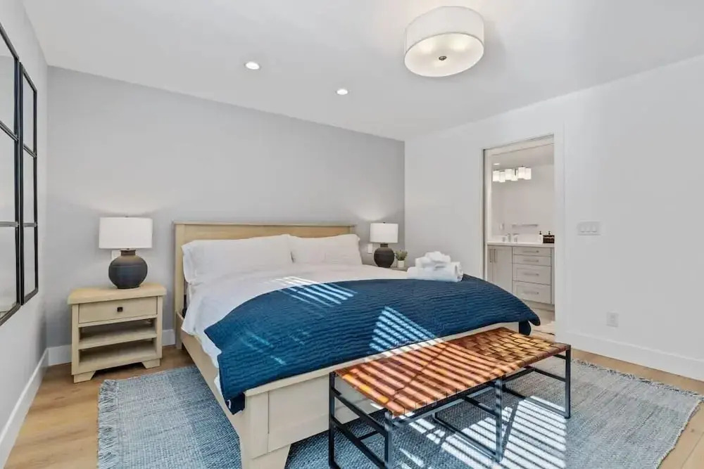 @ Marbella Lane - 3BR w/sweeping views of Bay Area