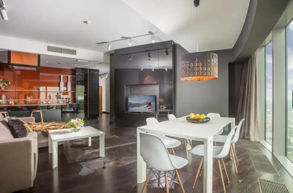 30th+ Floor Apartments in Sky Tower