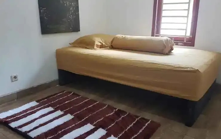 Cozy Room Syariah at Permata Garden Guesthouse