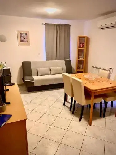 Apartments Erenda