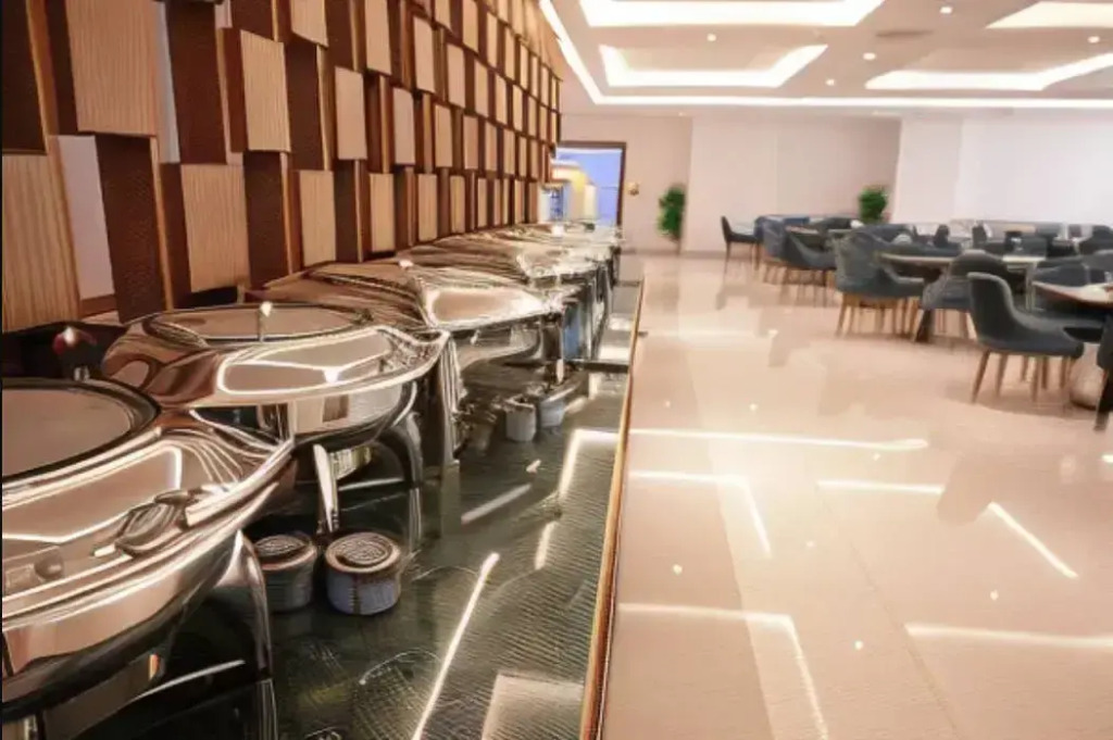 Dolphin Continental Hotel