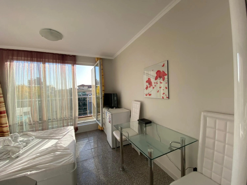 Private Cozy Studio Admiral Plaza C52