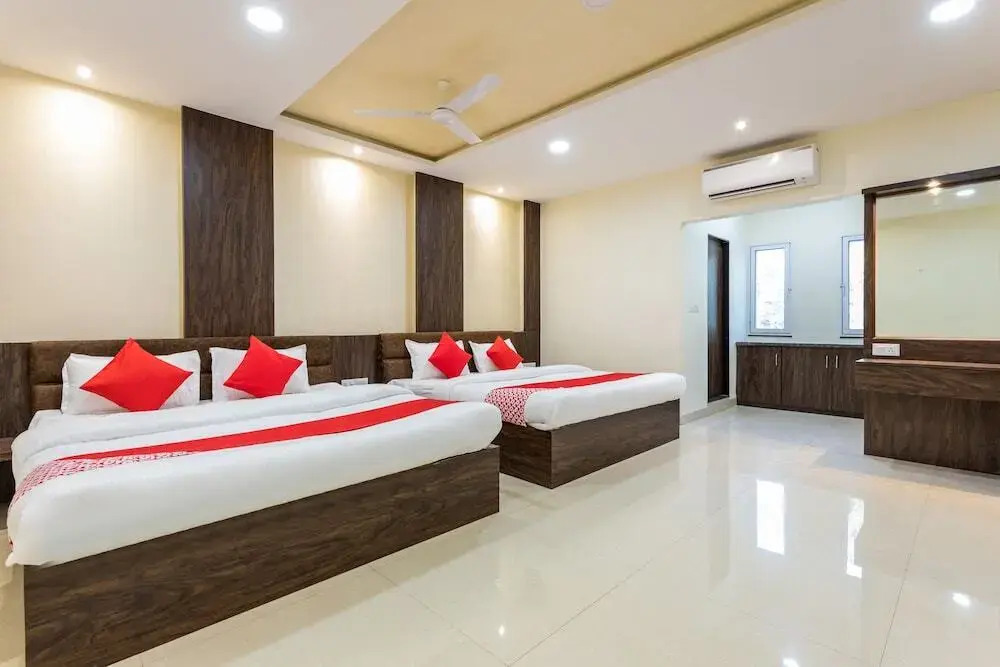 Rajshahi Resort And Marriage Garden By OYO Rooms
