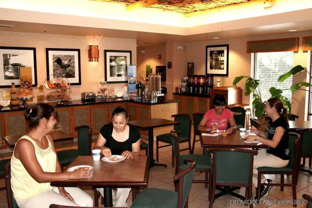 Hyatt Place Tucson Central