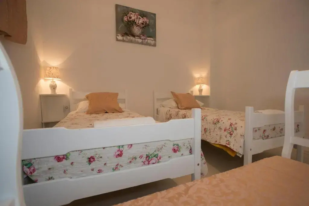 Summer Bay Apartments