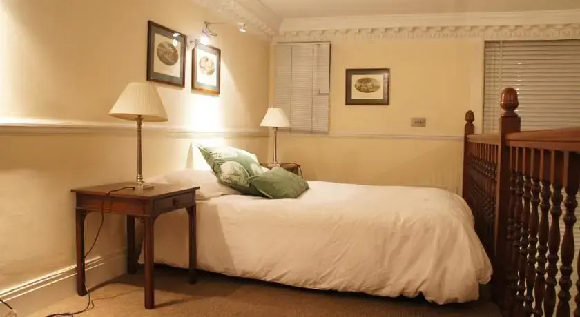 A Home to Rent - The Riverside