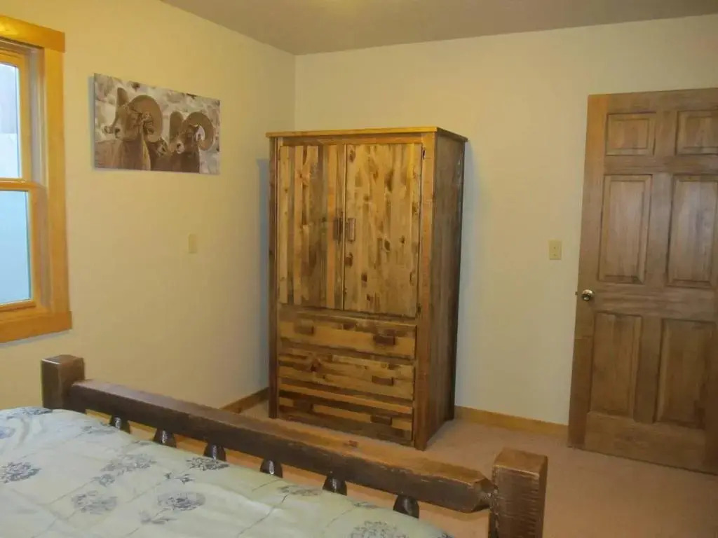 Mountain Man Cabin