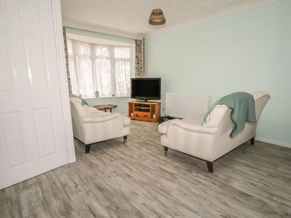 17 Coventry Close