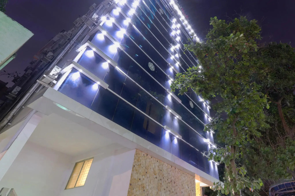 Capital O 69041 Yo Hotel