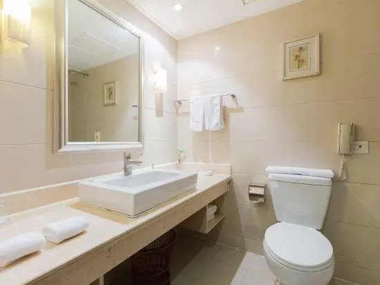 Jinlun Hotel