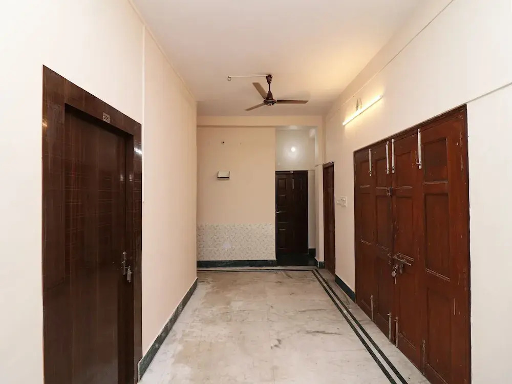 OYO 23479 Studio Atrium