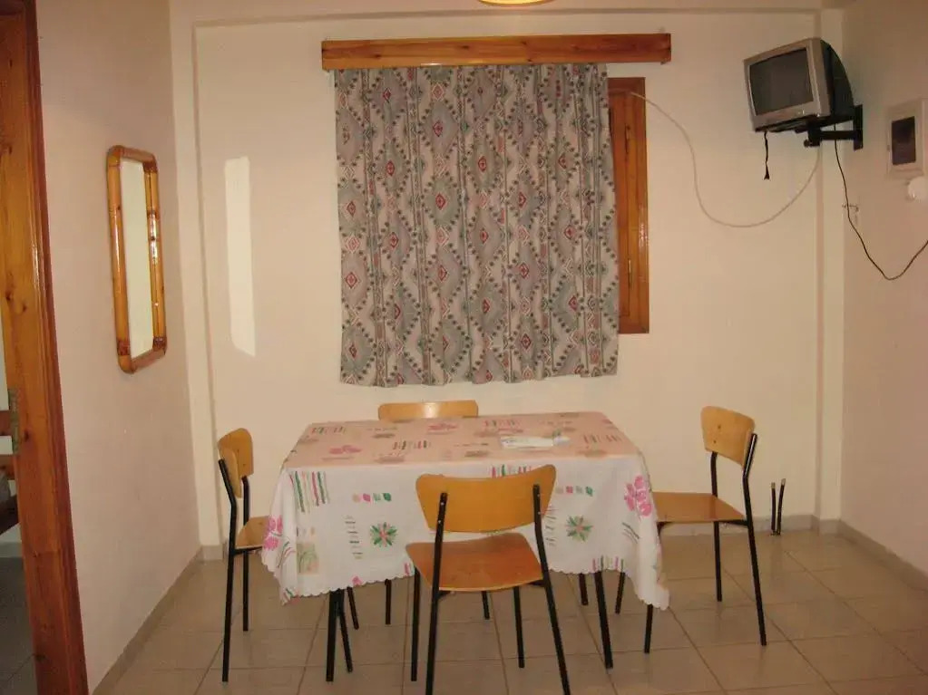 Niki Apartments