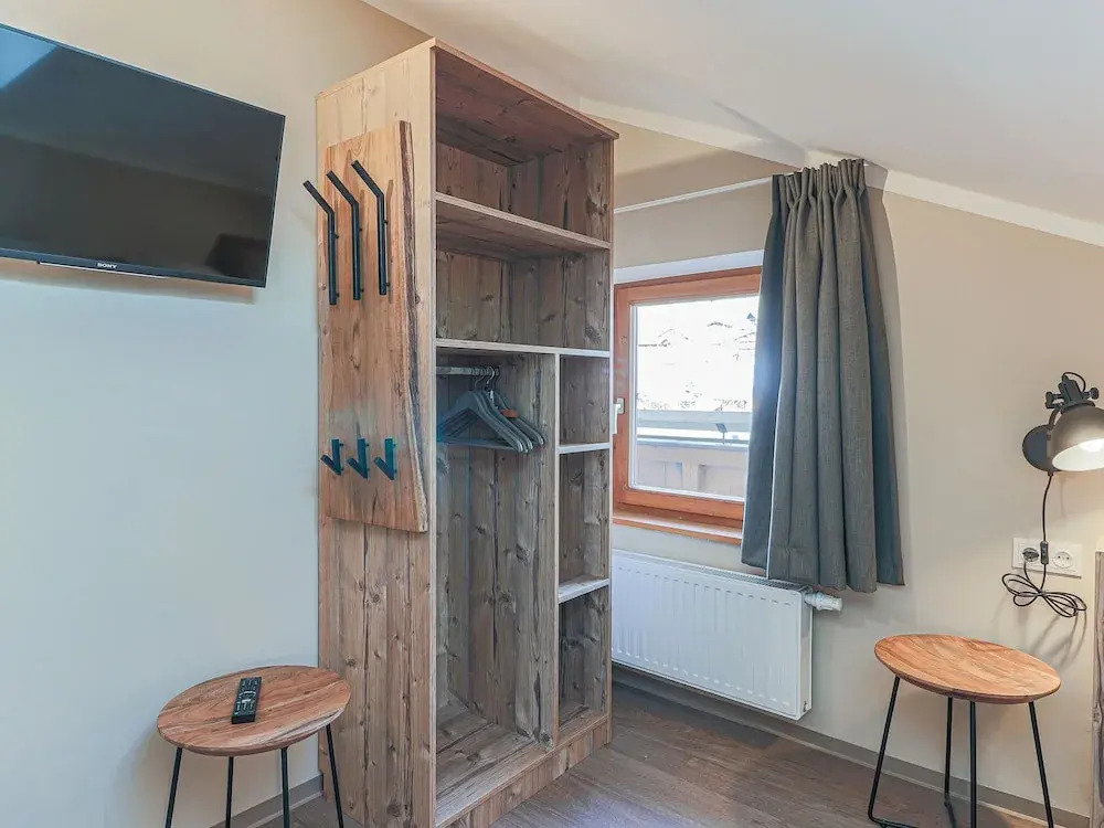 Luxurious Chalet Near Ski Lift in Hopfgarten