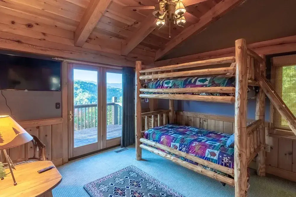 Lake Views Luxury Hottub Game Rm 5bed 4 5bath
