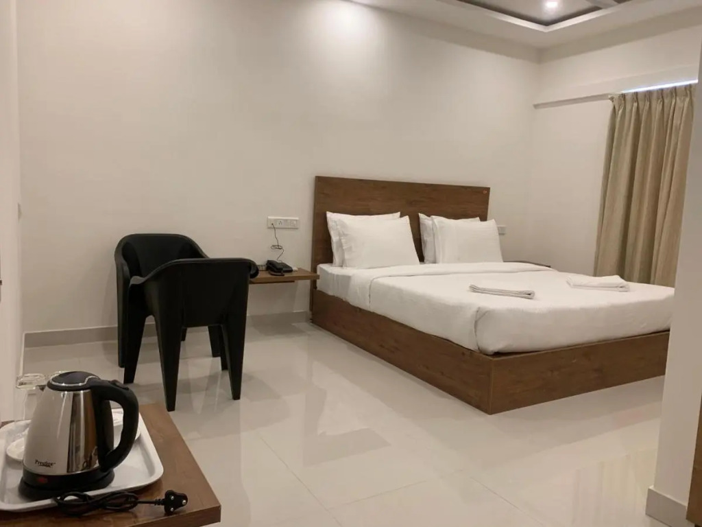 Hotel Airport City